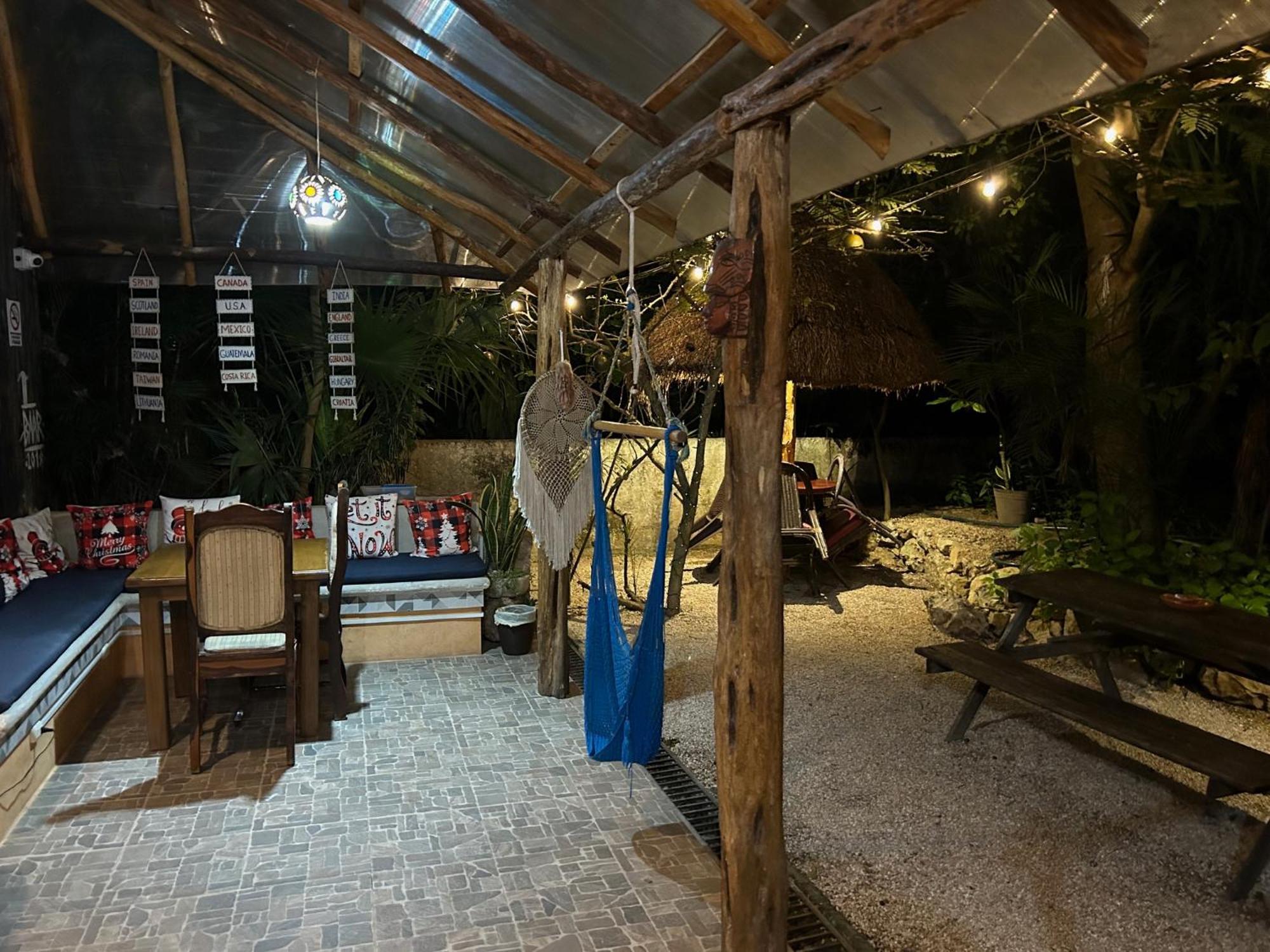 Hostel Casa Xtakay فالادوليد المظهر الخارجي الصورة