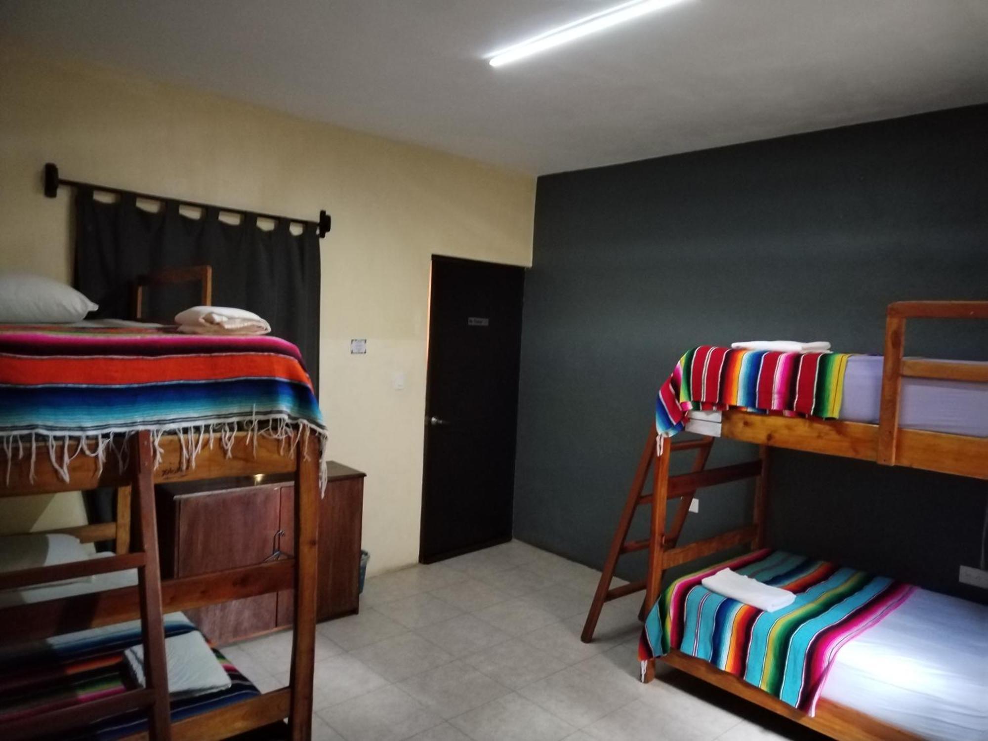 Hostel Casa Xtakay فالادوليد المظهر الخارجي الصورة